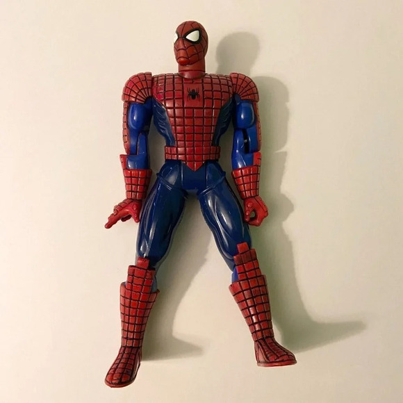 Vintage 1995 Toy Biz Spiderman 10  Inch Tall Poseable Action Figure - Picture 10 of 13
